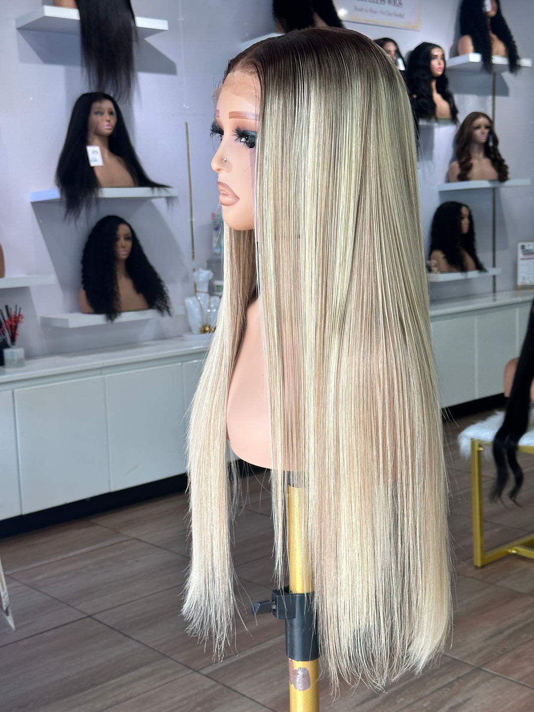Champagne Ash Luxe Straight HD Wig