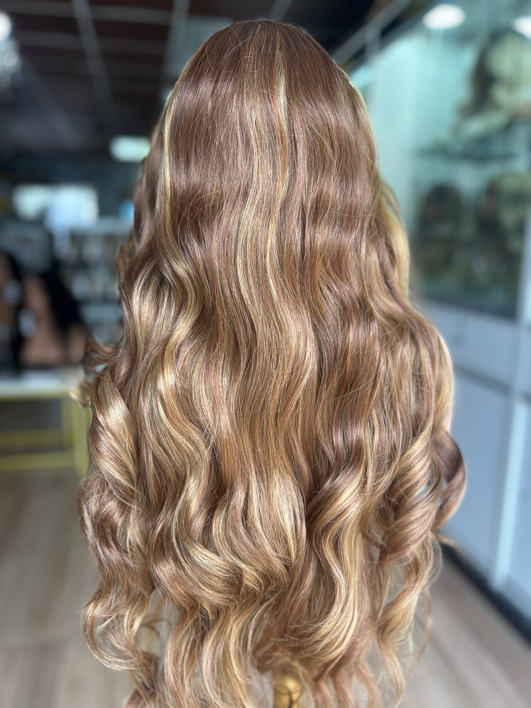 The Valentina – Honey Luxe Waves