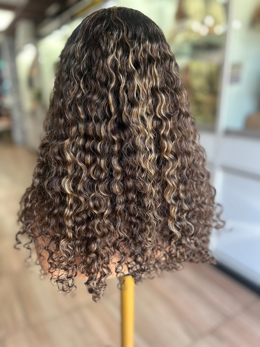 Golden Tide Wave – Water Wave Glueless Wig