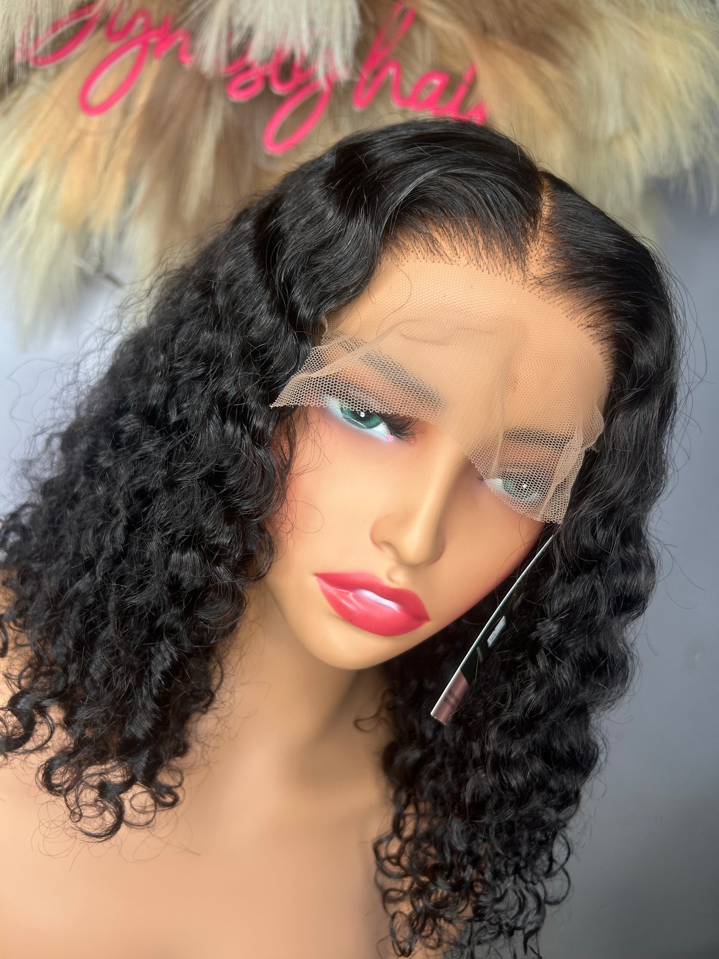 DD curly Sasha 5x5 transparent lace 12”