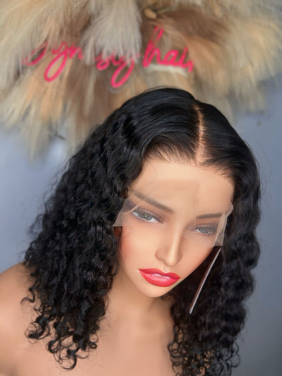 DD curly Sasha 5x5 transparent lace 12”