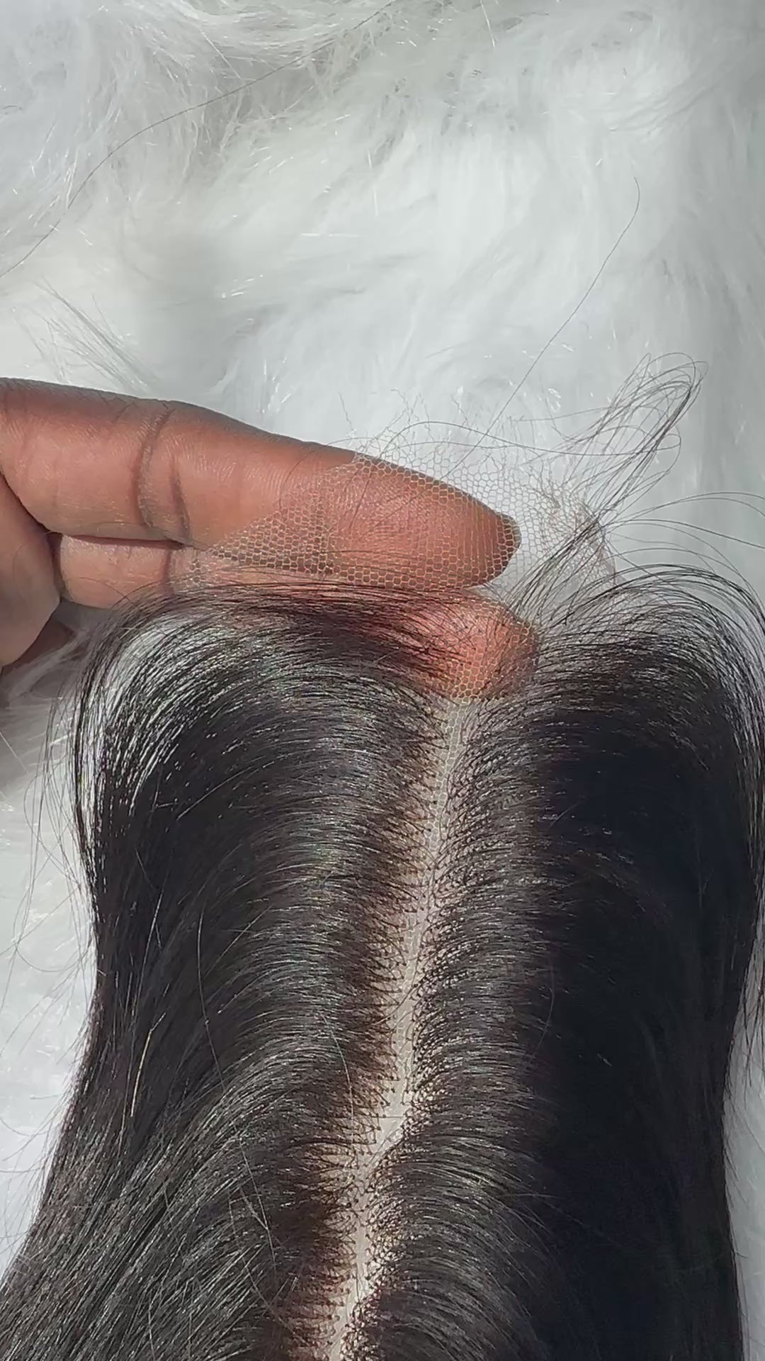 Midnight Silk 2x6 Closure
16” Straight | Pre-Plucked | Bleached Knots