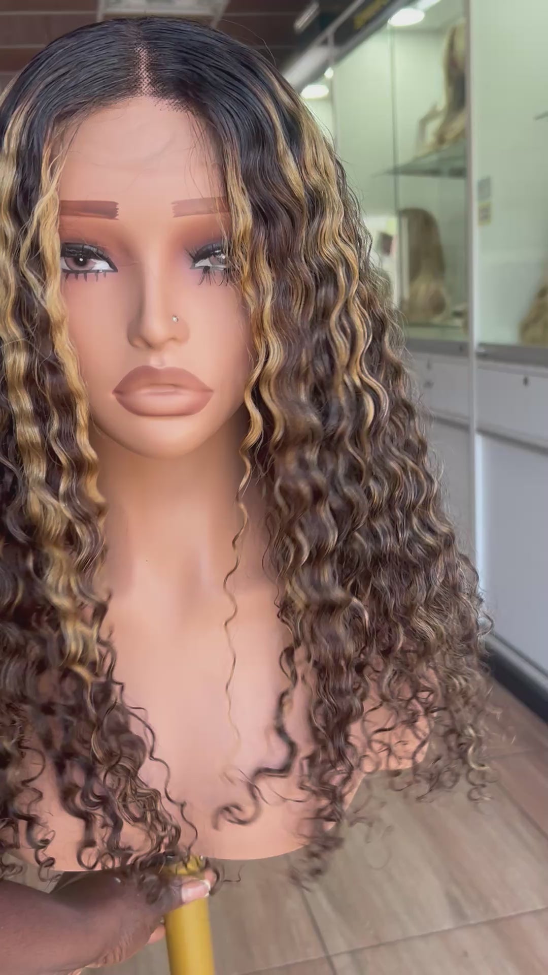 Golden Tide Wave – Water Wave Glueless Wig